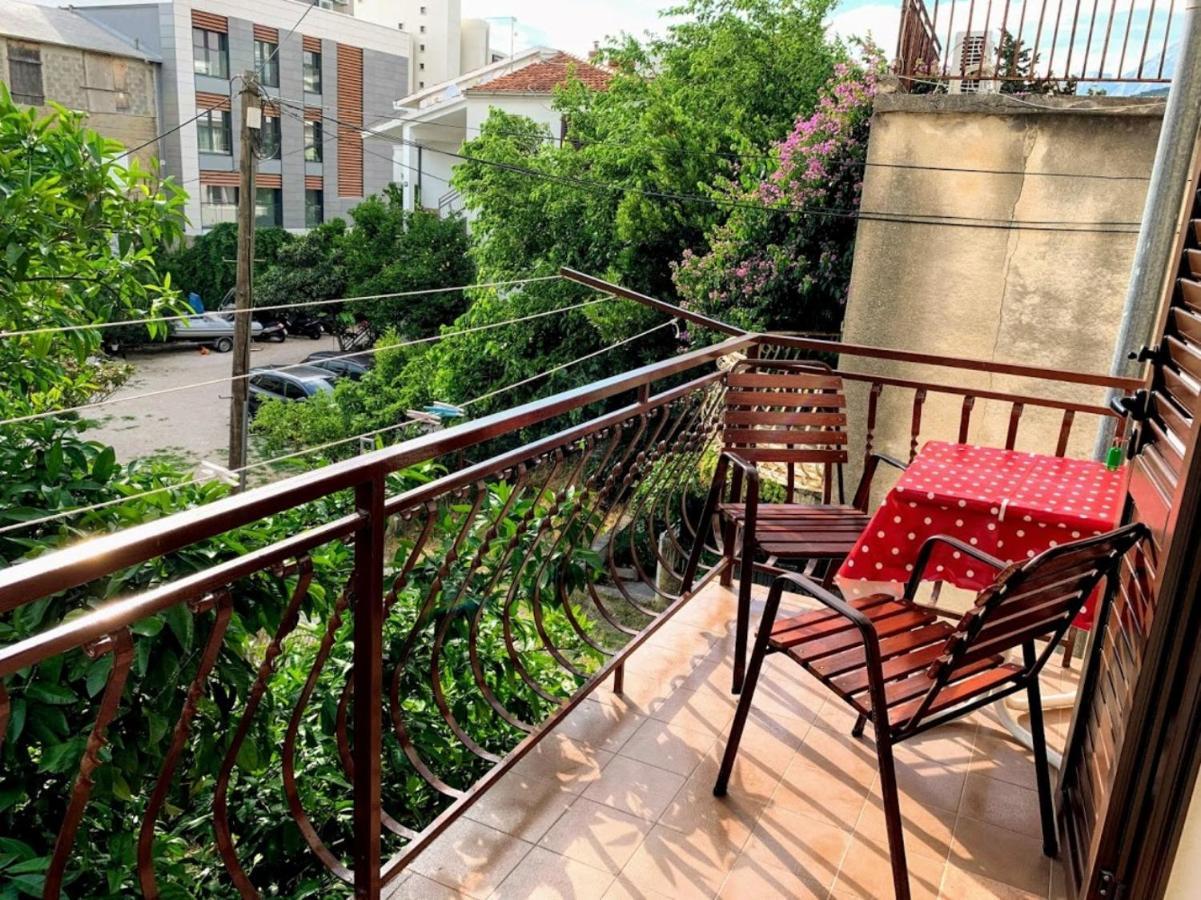 Obradovic Rooms & Apartments Макарска Екстериор снимка