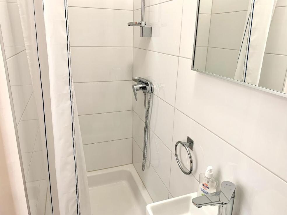 Obradovic Rooms & Apartments Макарска Екстериор снимка